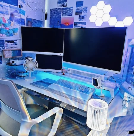 좁은 거실도 넓어 보이게 만드는 1200 사이즈 화이트 라운드 테이블 스타일링 가이드