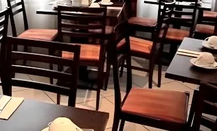 A neat and comfortable breakfast spot that adds vitality to your trip.