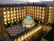 A cost-effective hotel with a beautiful courtyard in front of Karasuma Station Exit 6.