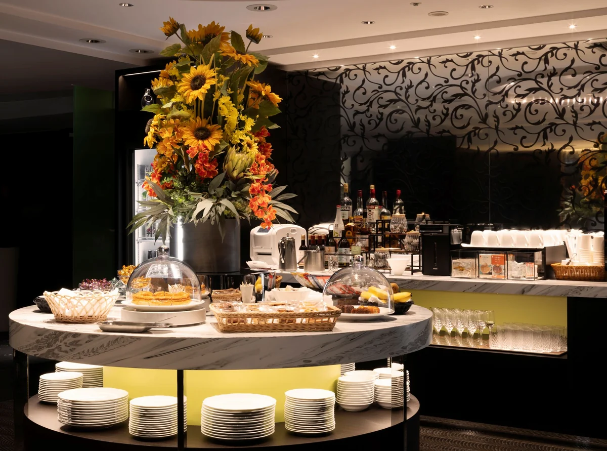 A neat dessert corner in the lounge, perfect for a light bite instead of breakfast