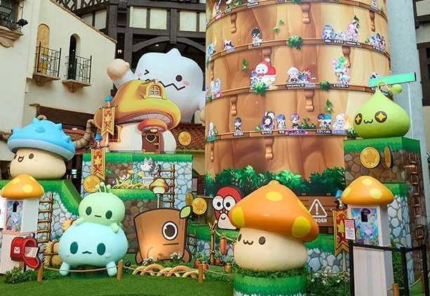 The newly opened Maple World at Lotte World, Exit 4 of Jamsil Station