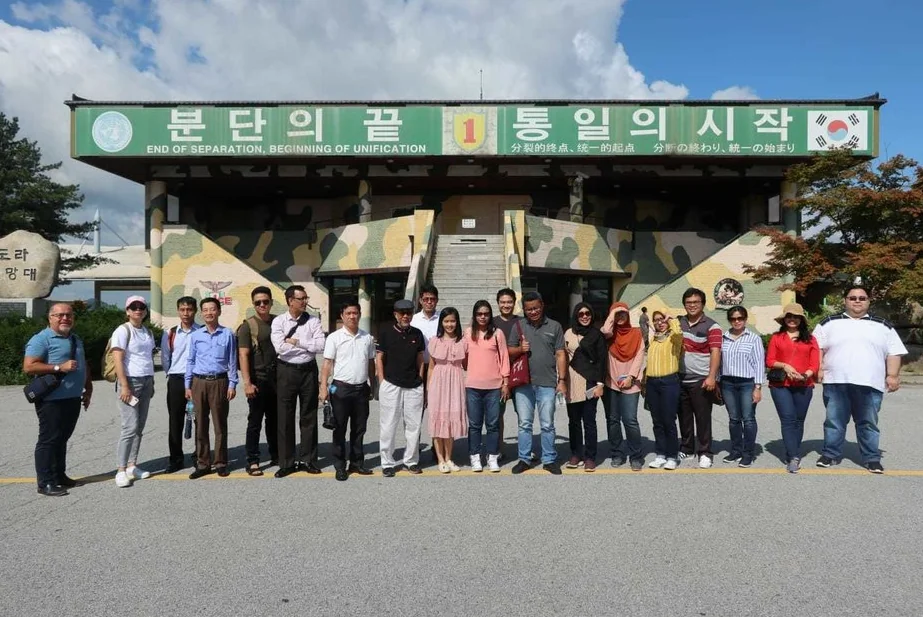 A place where you can feel both the history of the division of North and South Korea and the message of peace.