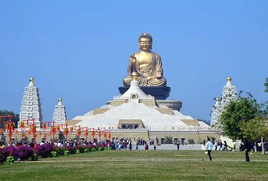 Kaohsiung's best landmark to explore leisurely with a private tour